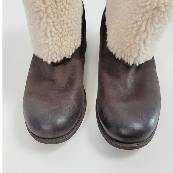 UGG ALDON STOUT WATER RESISTANT SHEARLING LINED ANKLE BOOTS IN BROWN, SZ 8 - Picture 7 of 16